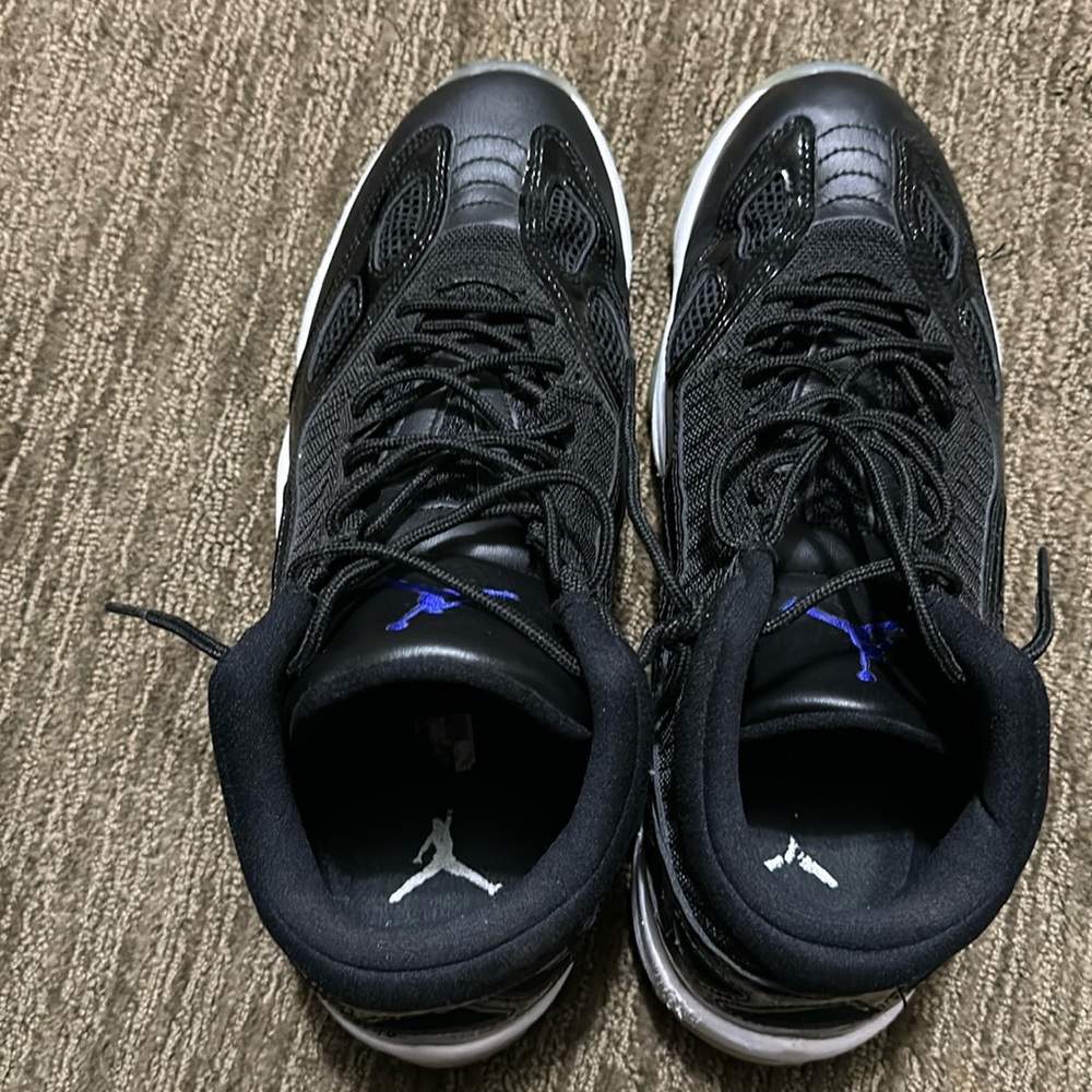 Nike size 12 men’s shoe